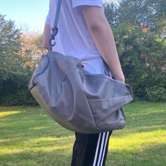 Gym bags, Sports and fitness bags, travel bags, wet/dry separation bags, perfect - Picture 5 of 6